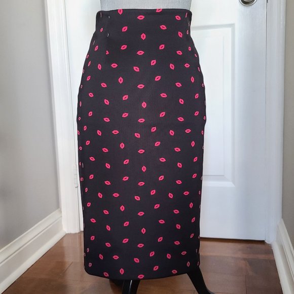 H&M Black Pencil Skirt with Pink Lip Pattern - Picture 1 of 5